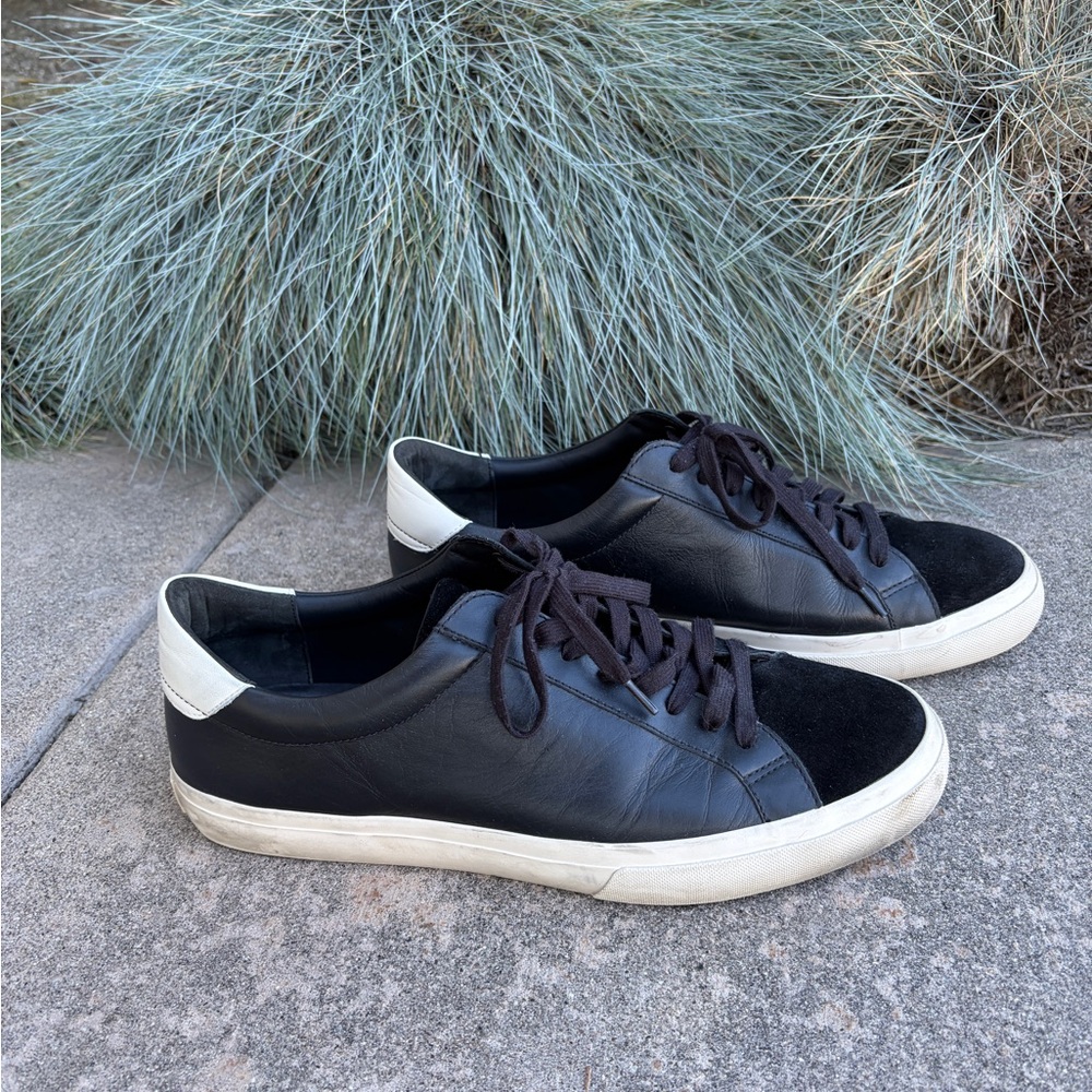 Men’s Vince Fulton Black Leather & Suede Low Top Sneaker Lace Up Size 11 low top